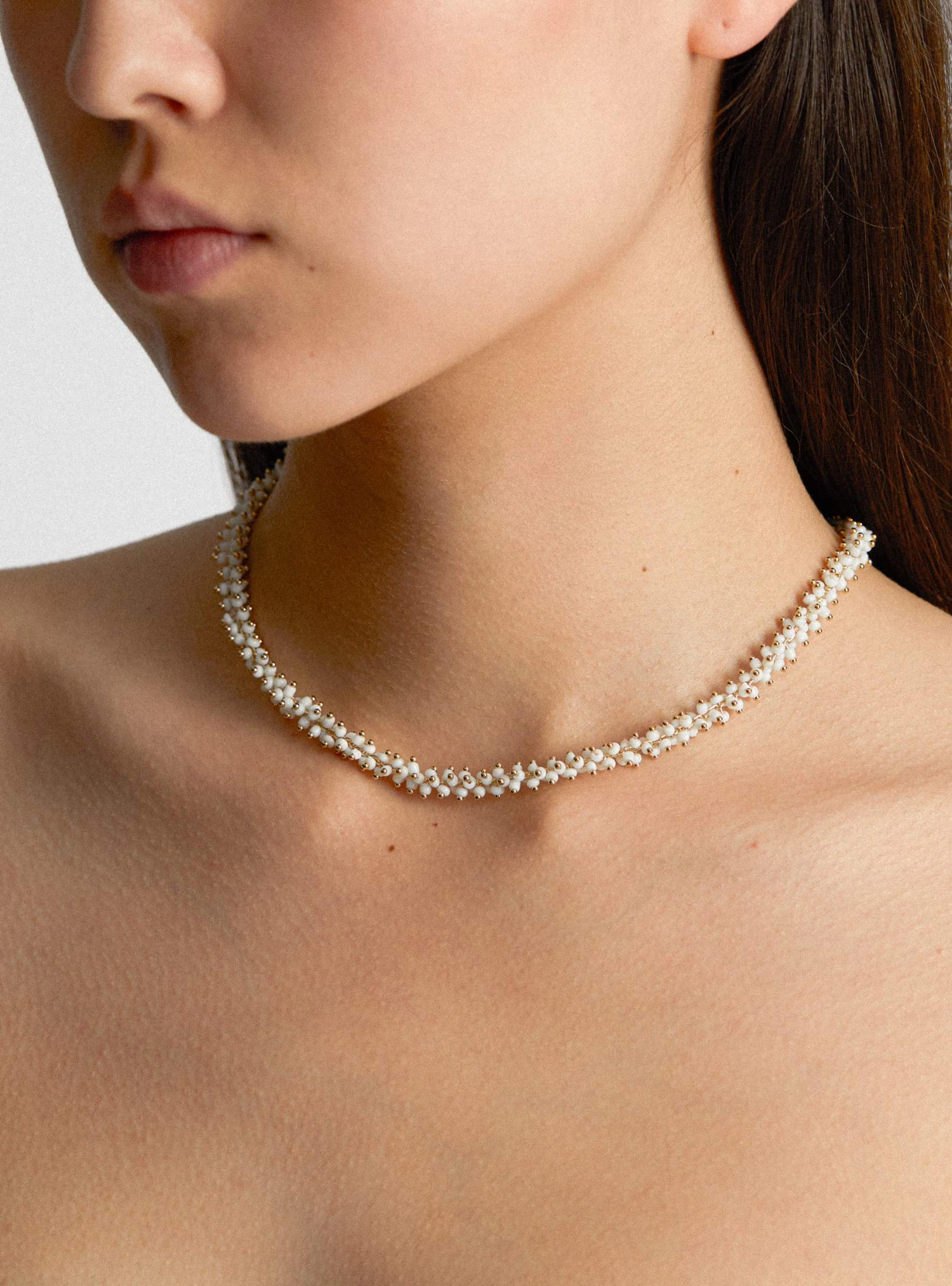 Chain Necklace White - Image 3