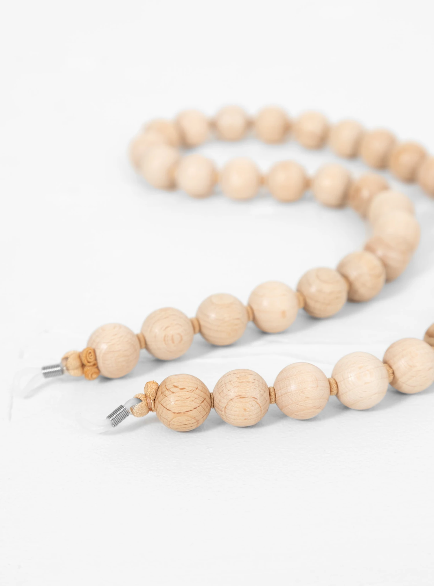 Big Pearls Glasses Chain Beige - Image 2