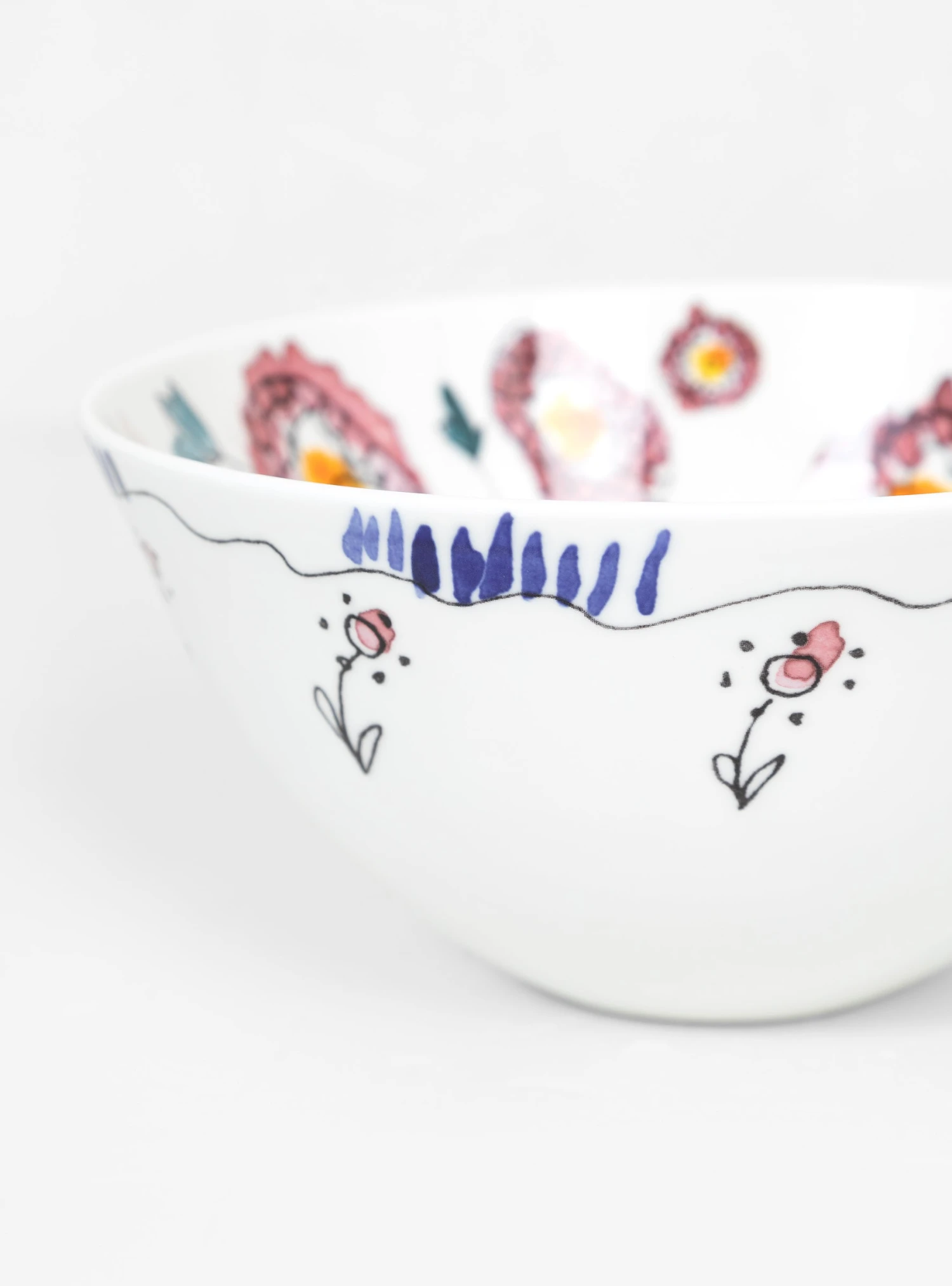 Serax Serving Bowl M Anemone Milk MF - Image 3