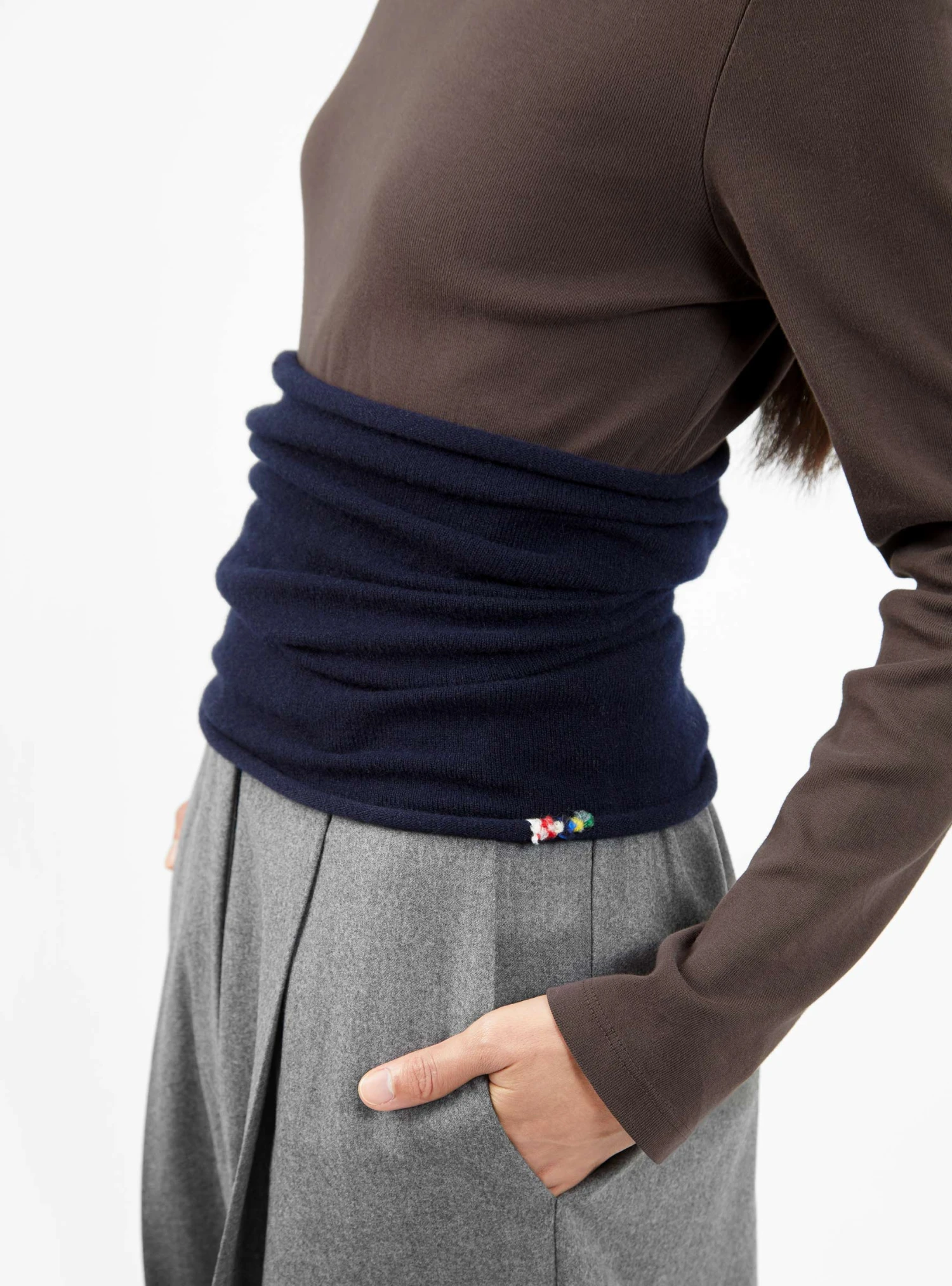 N°8 Belt Top Navy - Image 2