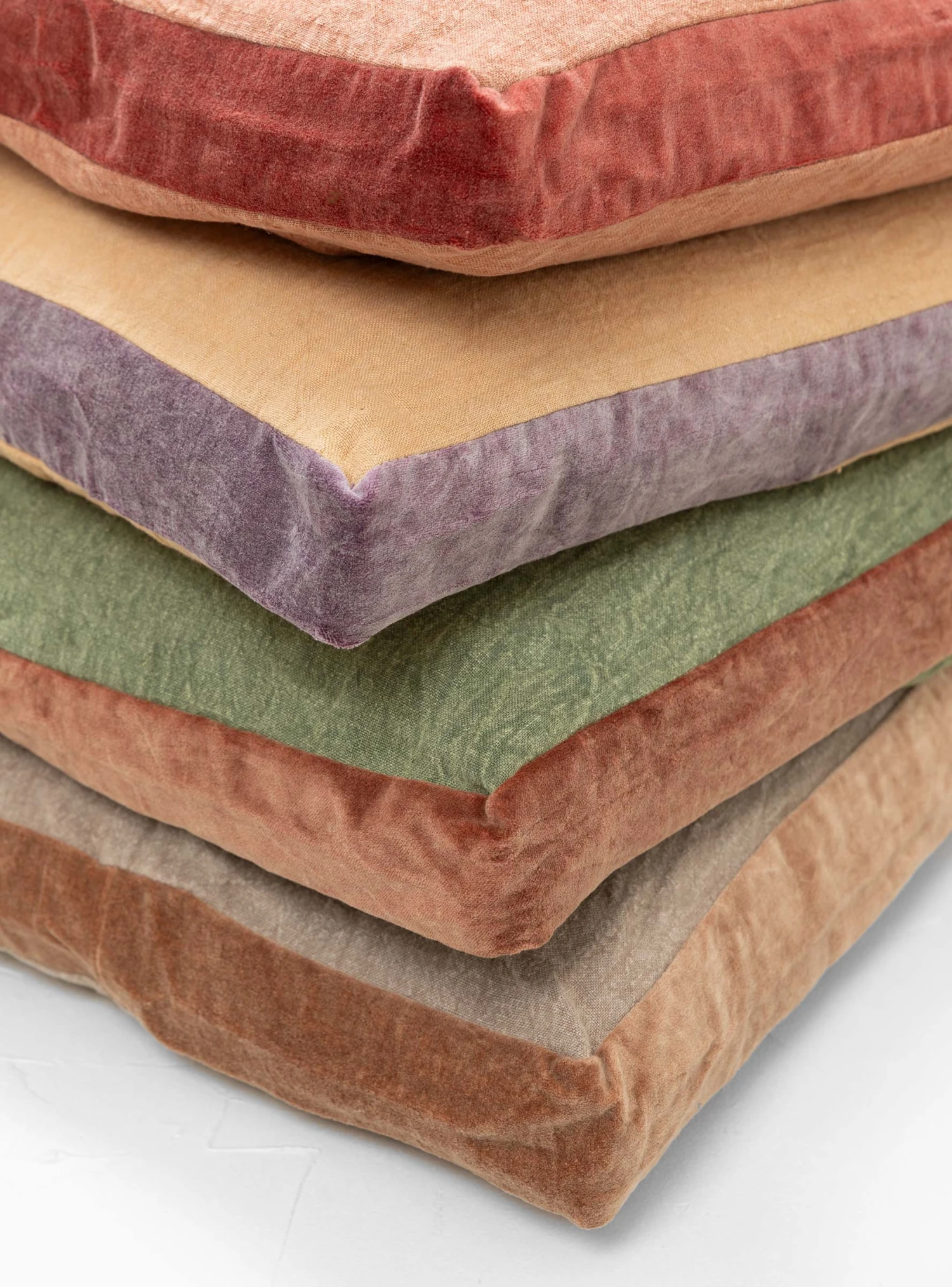 Border Cushion Natural - Image 5