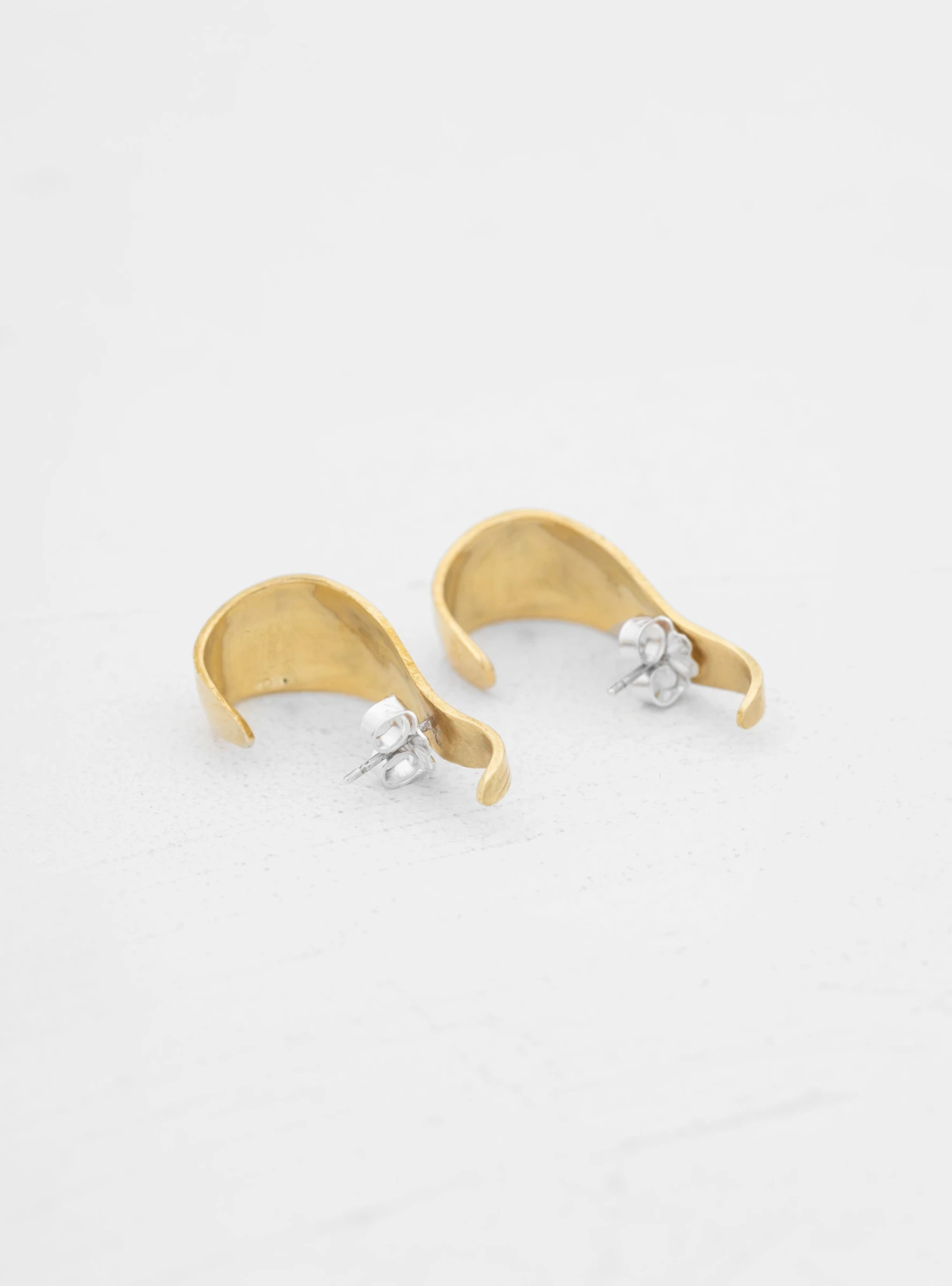 Husk Hoop Earrings Brass - Image 3